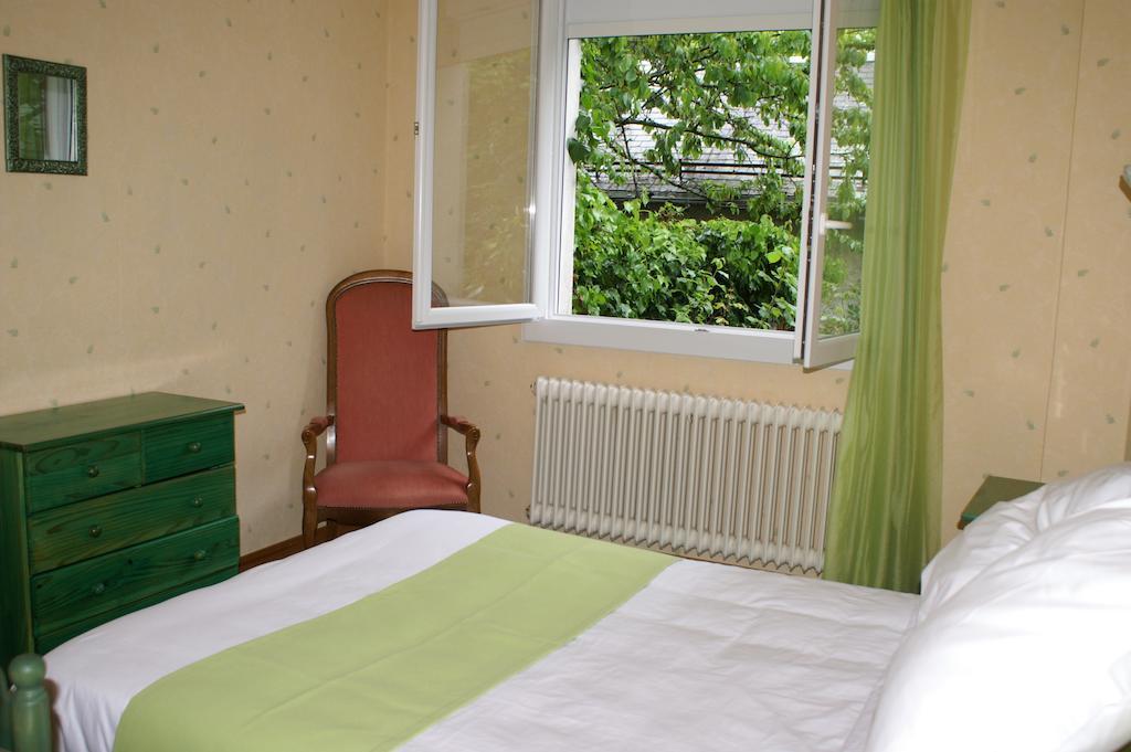 Hotel Celeste Bagnères-de-Luchon Pokój zdjęcie